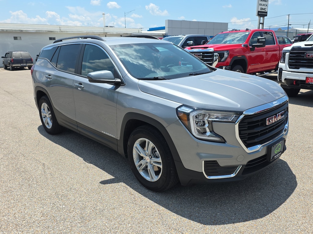 Used 2023 GMC Terrain SLE SUV