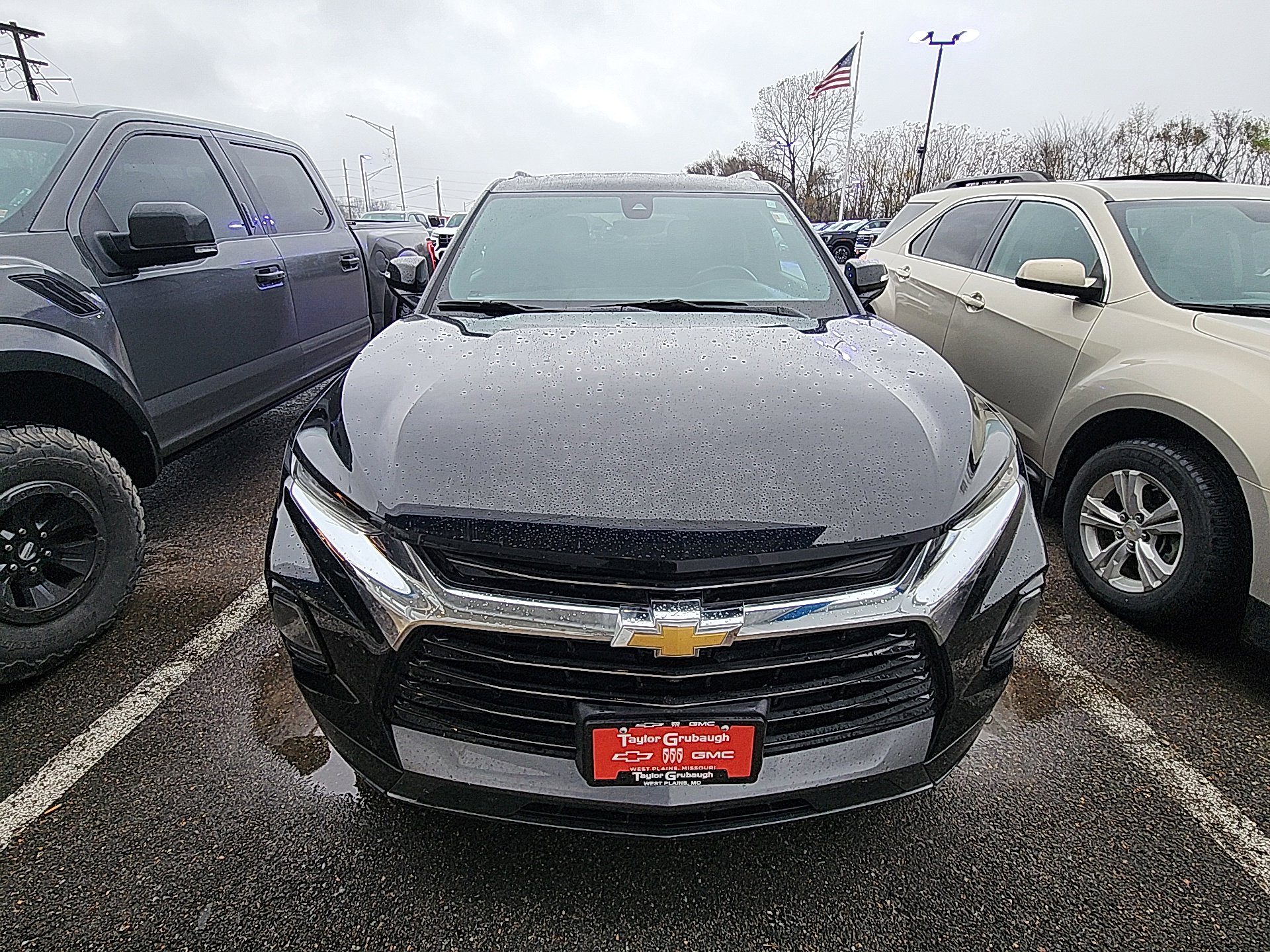 2022 Chevrolet Blazer Premier photo 2