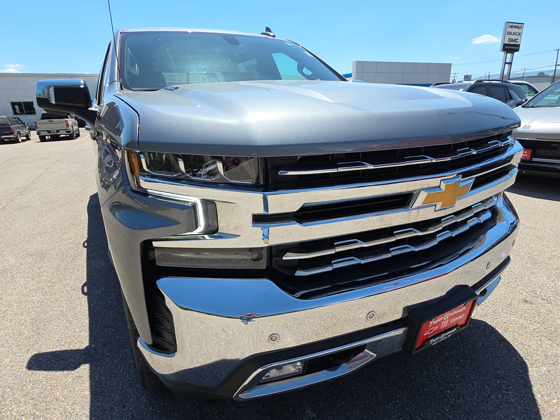 2021 Chevrolet Silverado 1500 LTZ - Photo 13