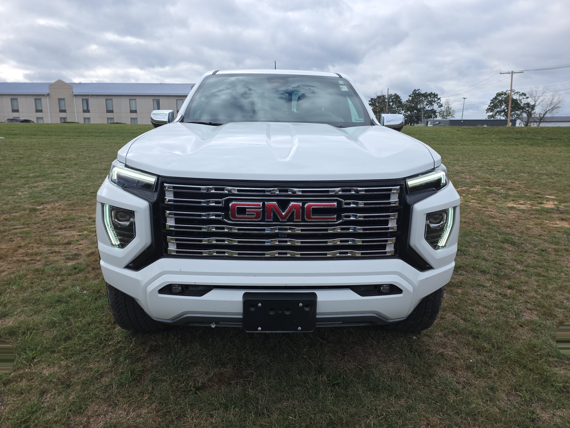 Used 2025 GMC Canyon Denali Truck