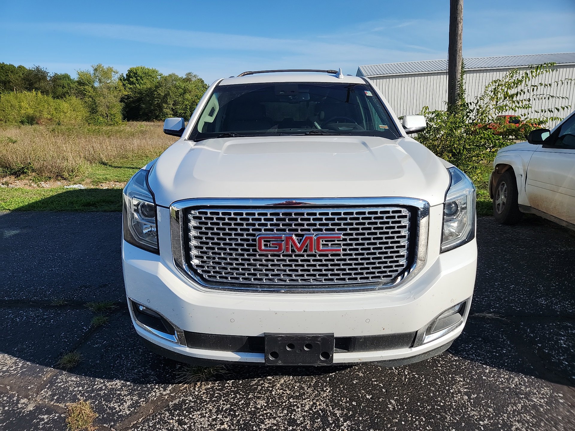 2016 Gmc Yukon Denali photo 2