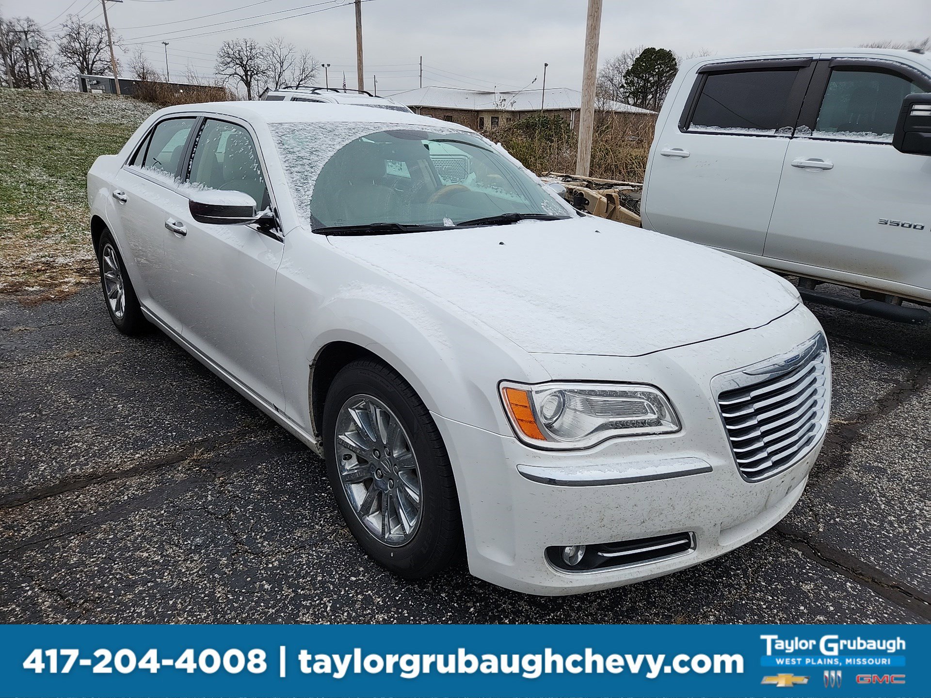2014 Chrysler 300 C's photo