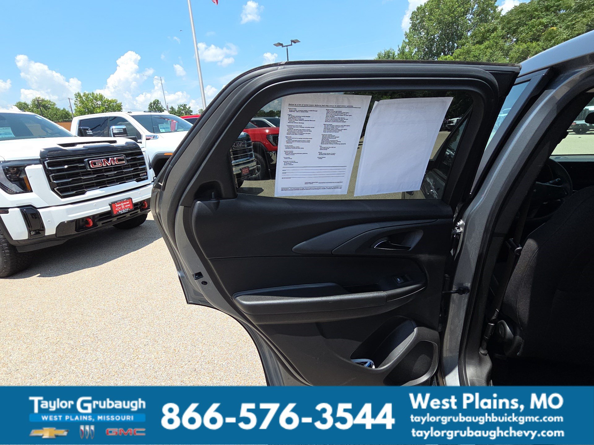 2024 Chevrolet TrailBlazer LS - Photo 26