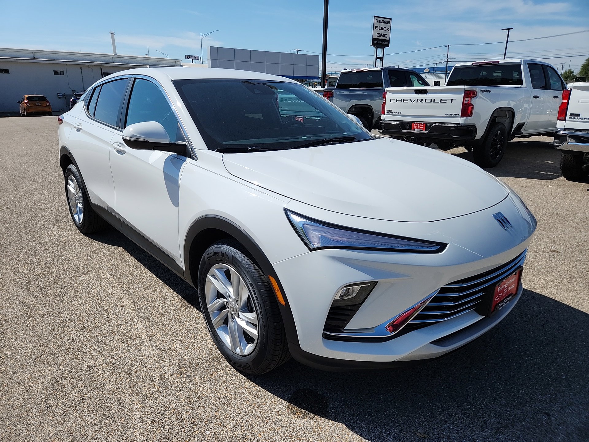 2024 Buick Envista Preferred photo 2