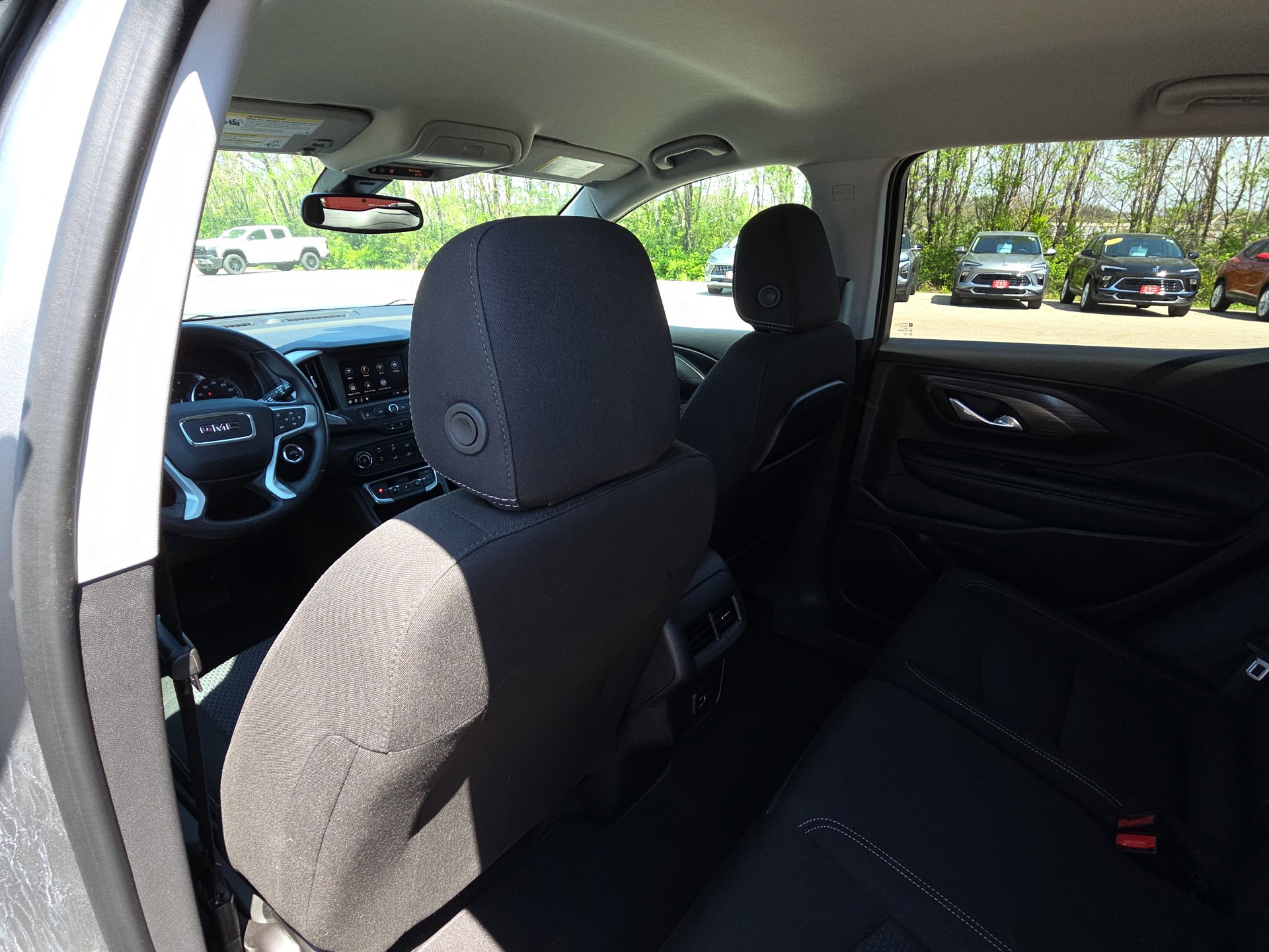 2024 GMC Terrain SLE - Photo 26