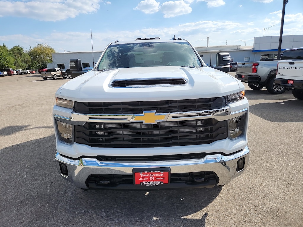 New 2026 Chevrolet Silverado 3500 HD Chassis Cab LT Truck