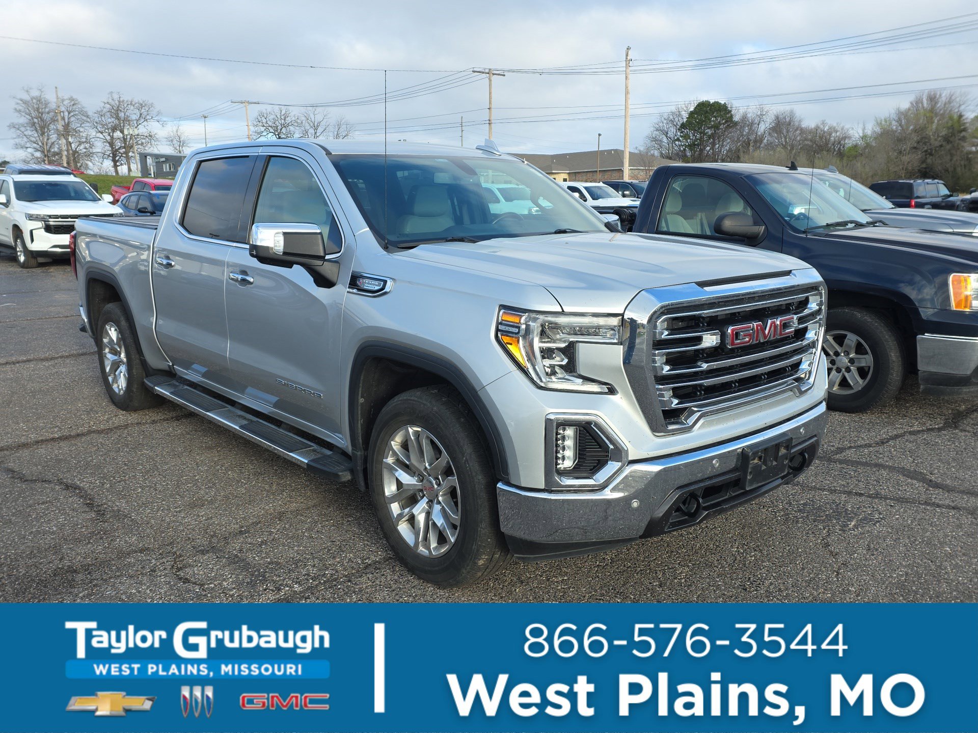 2020 GMC Sierra 2WD Crew Cab Short Box SLT's photo
