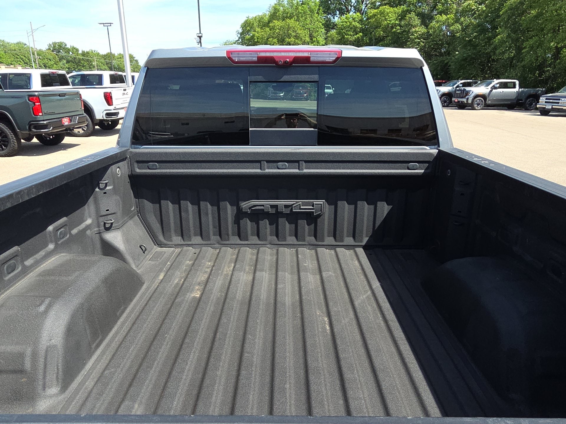2024 GMC Sierra 1500 AT4 - Photo 8