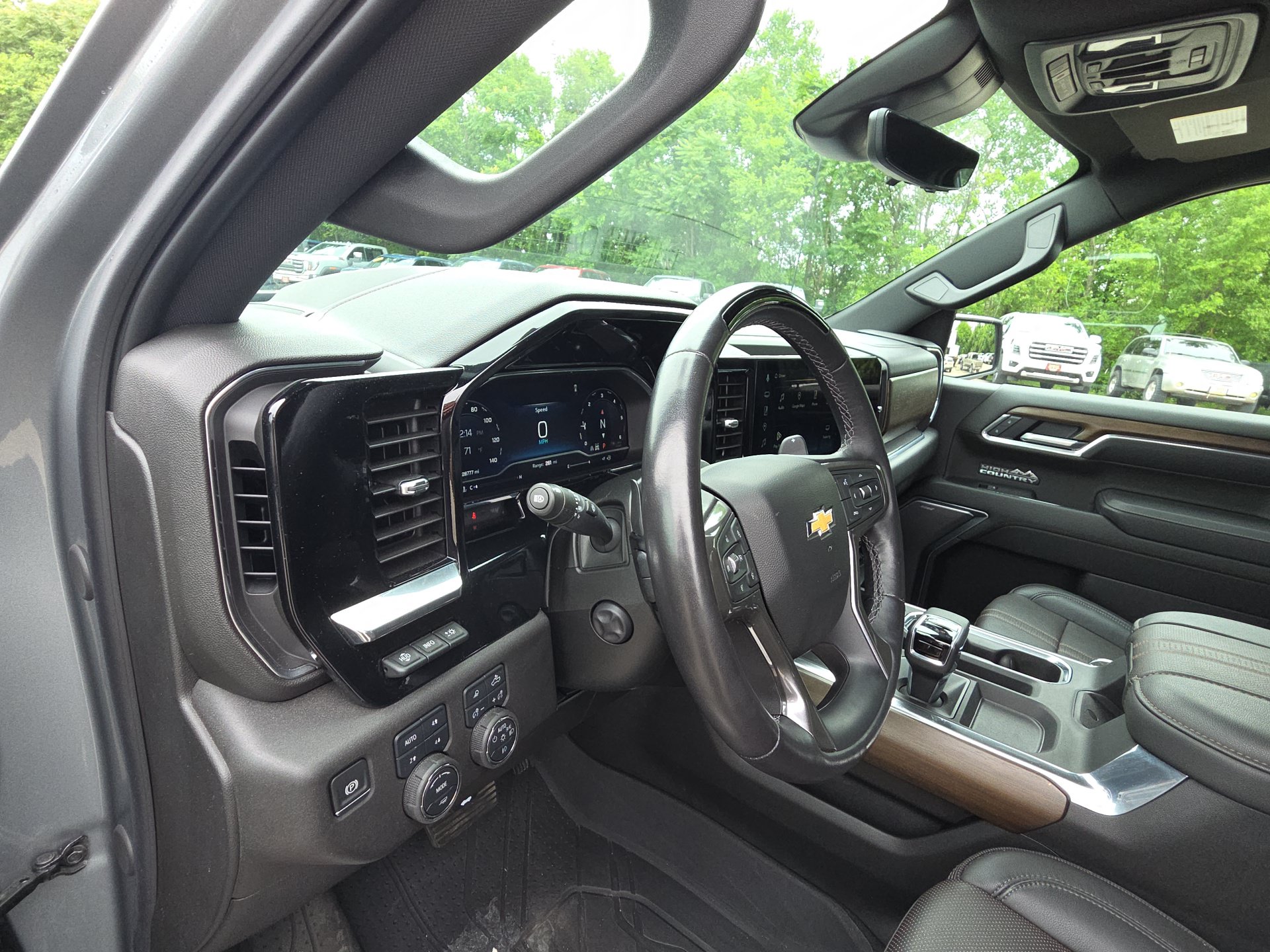 2025 Chevrolet Silverado 1500 High Country - Photo 15