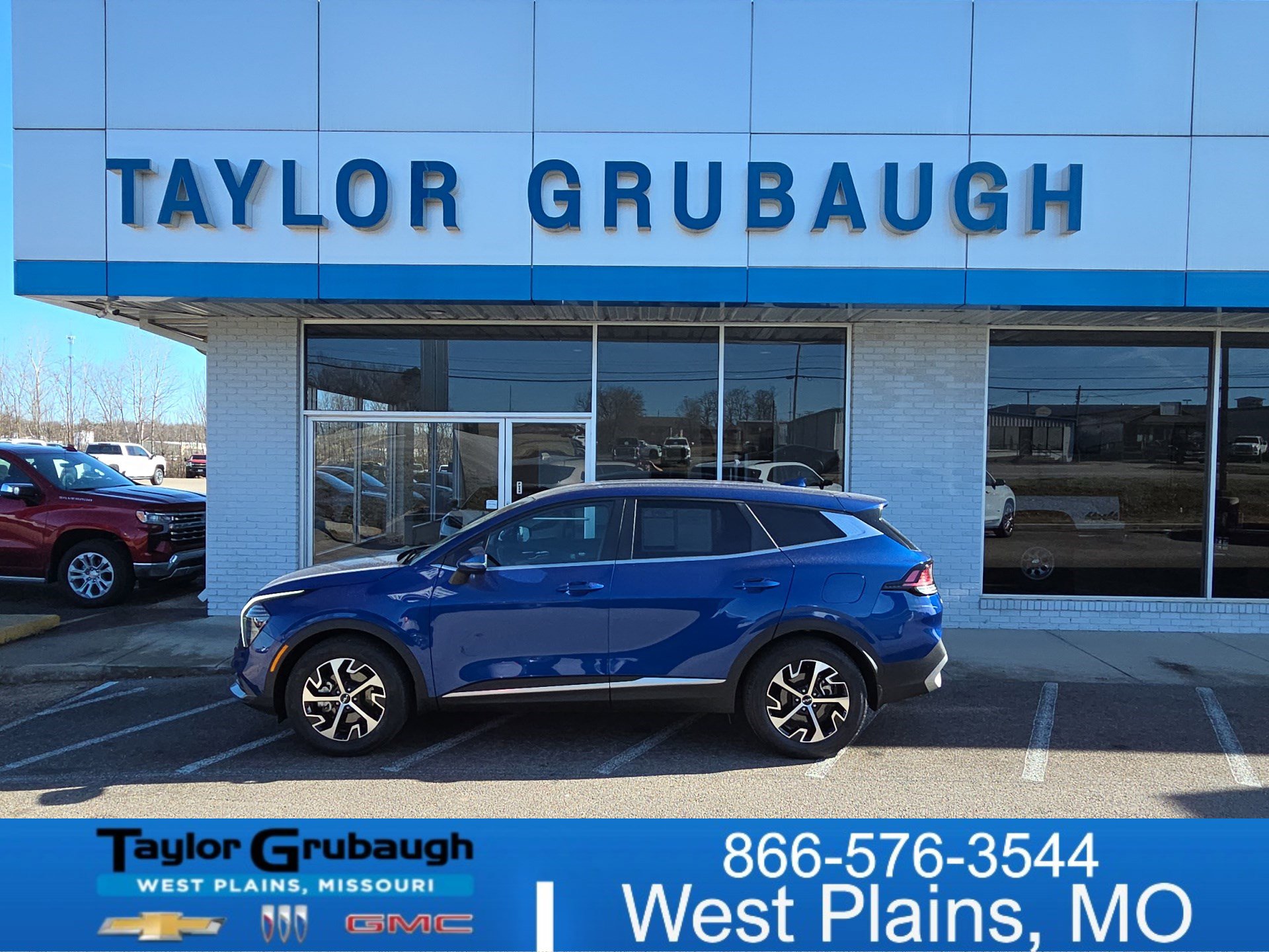 2024 Kia Sportage EX FWD