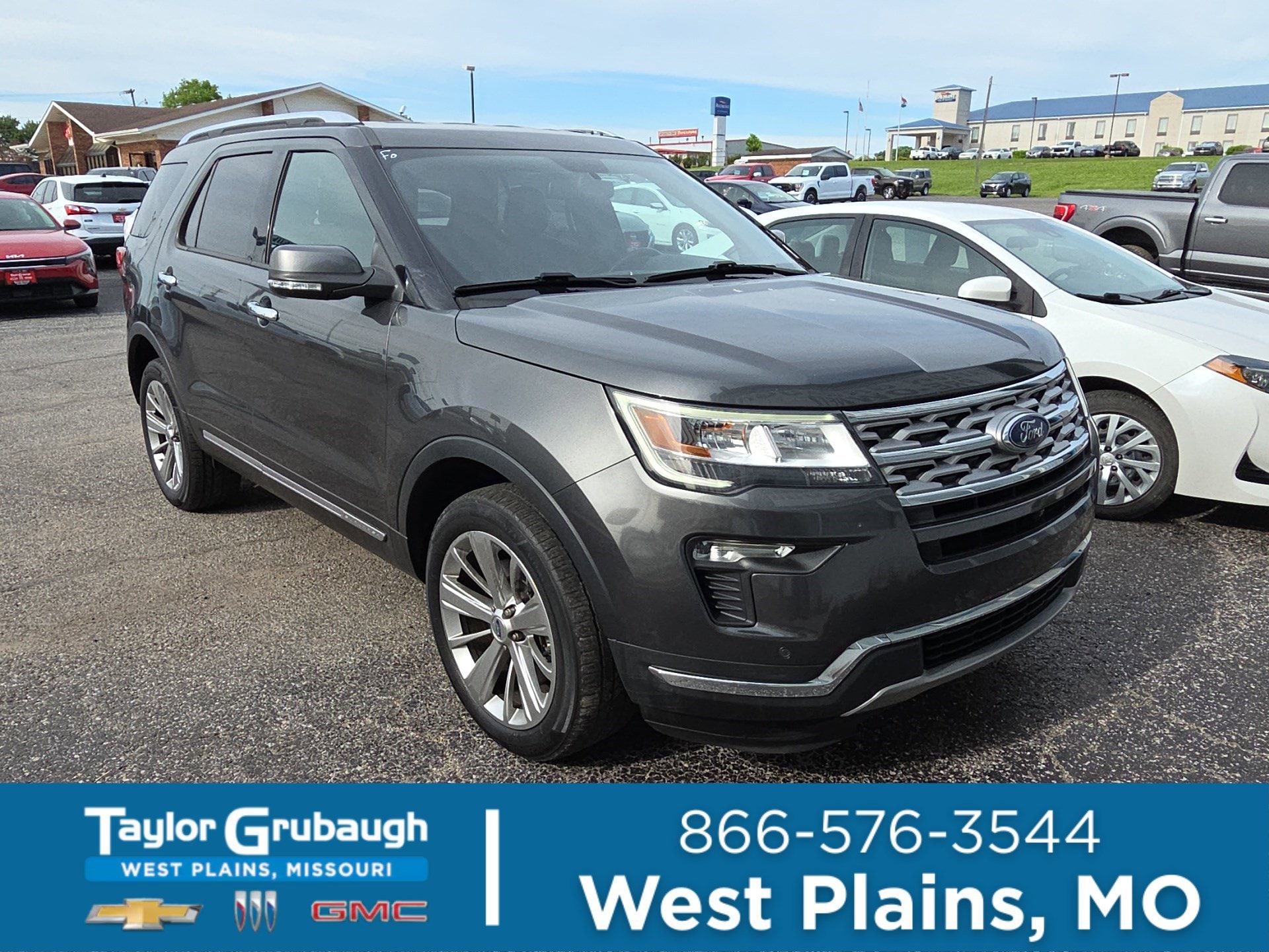 2019 Ford Explorer Limited 4WD's photo
