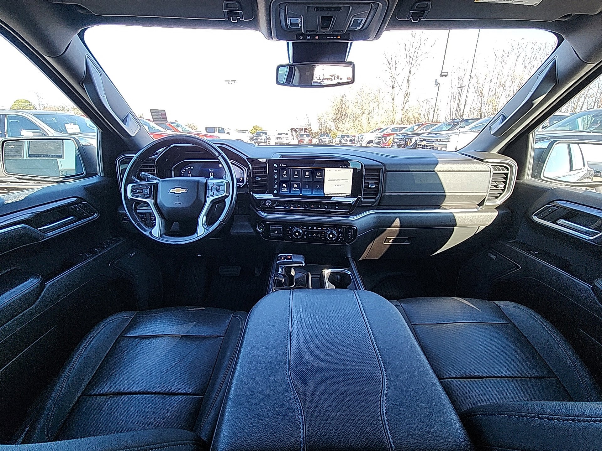 2023 Chevrolet Silverado 1500 LTZ - Photo 31