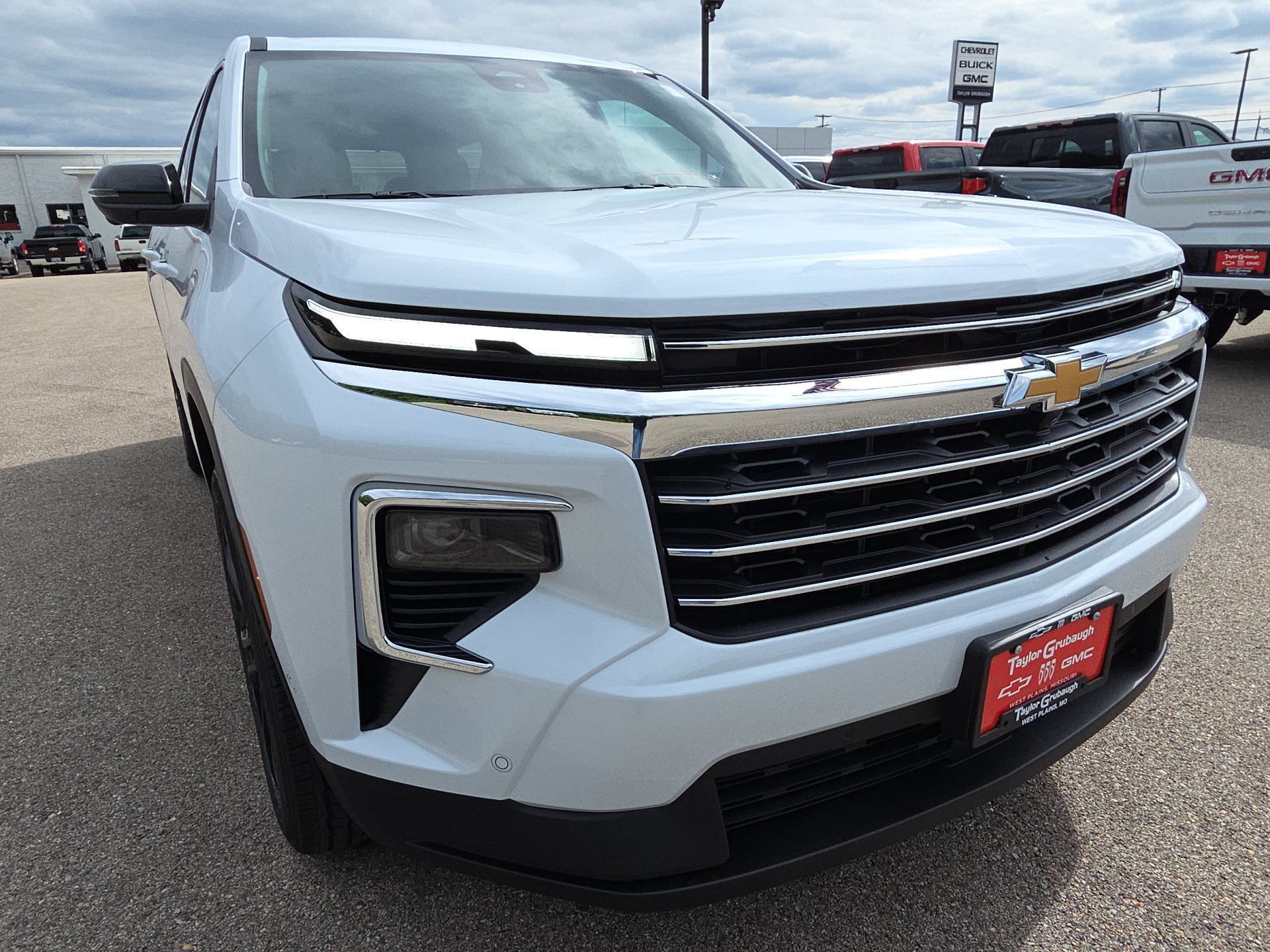 2026 Chevrolet Traverse LT - Photo 10