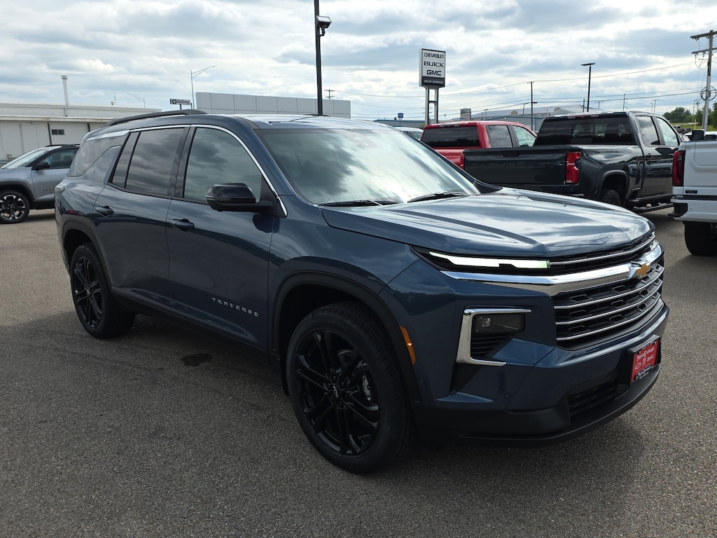 New 2026 Chevrolet Traverse LT SUV