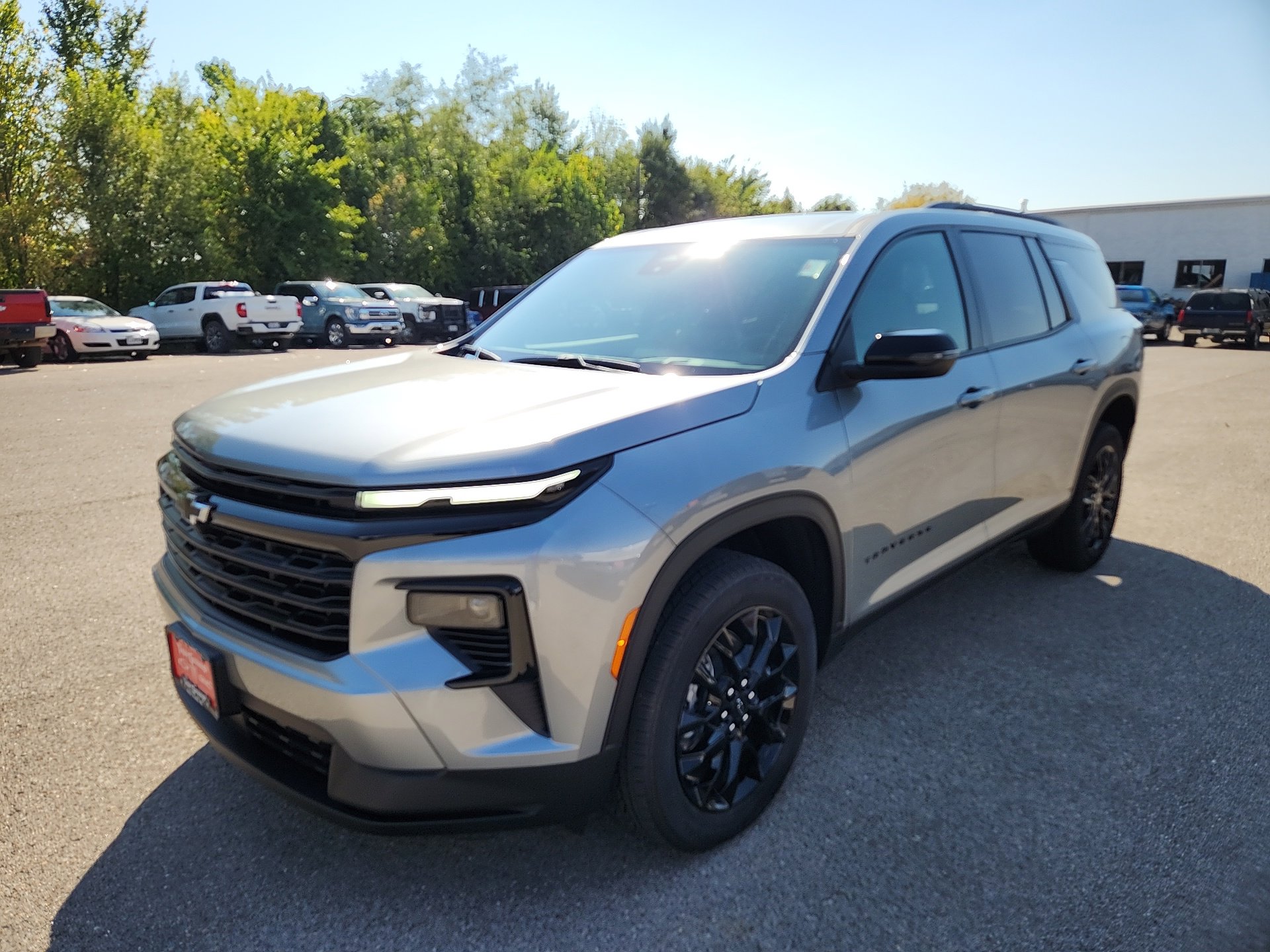 2026 Chevrolet Traverse photo 3