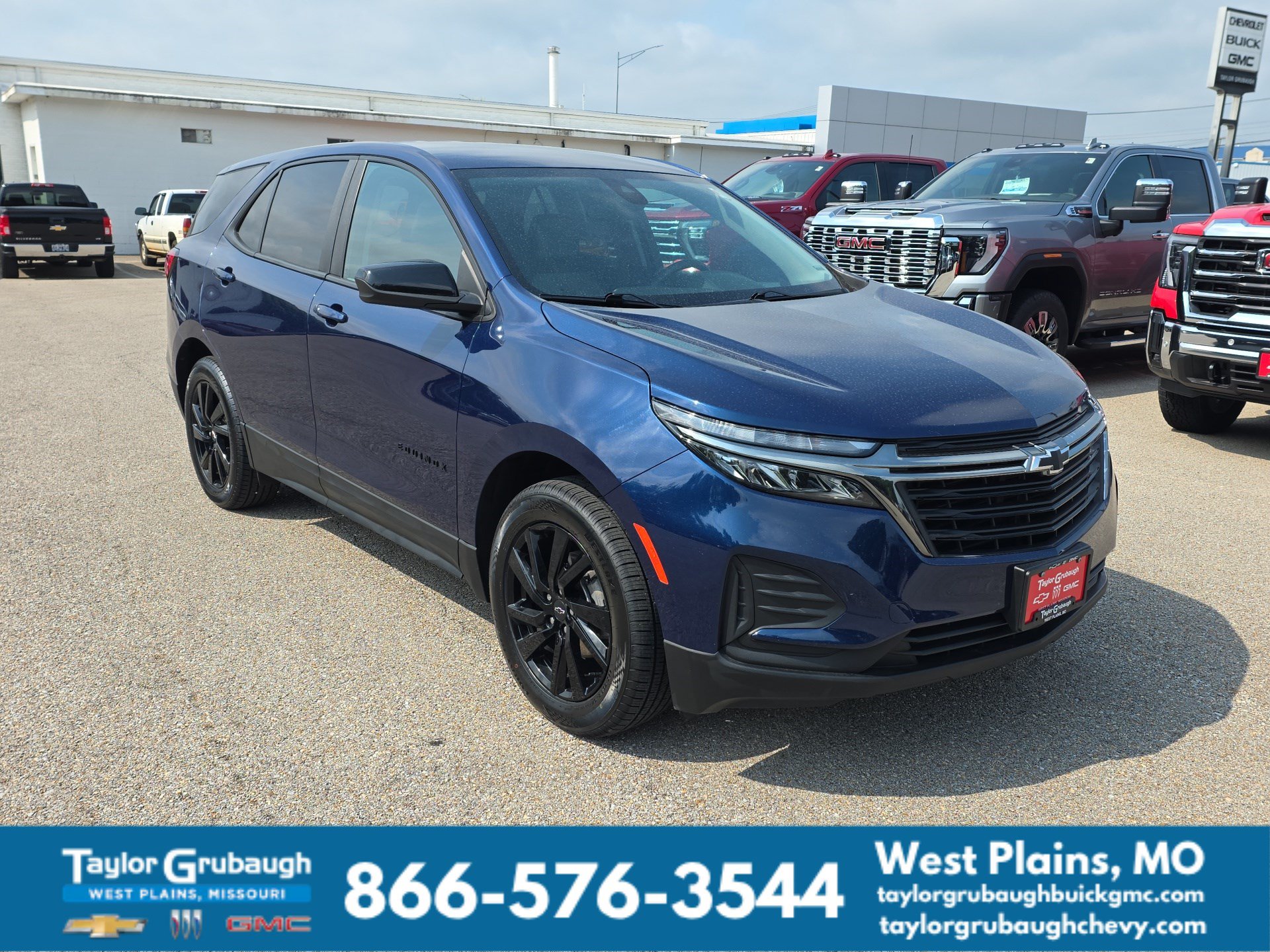 Used 2023 Chevrolet Equinox LS with VIN 3GNAXSEG3PL122423 for sale in West Plains, MO