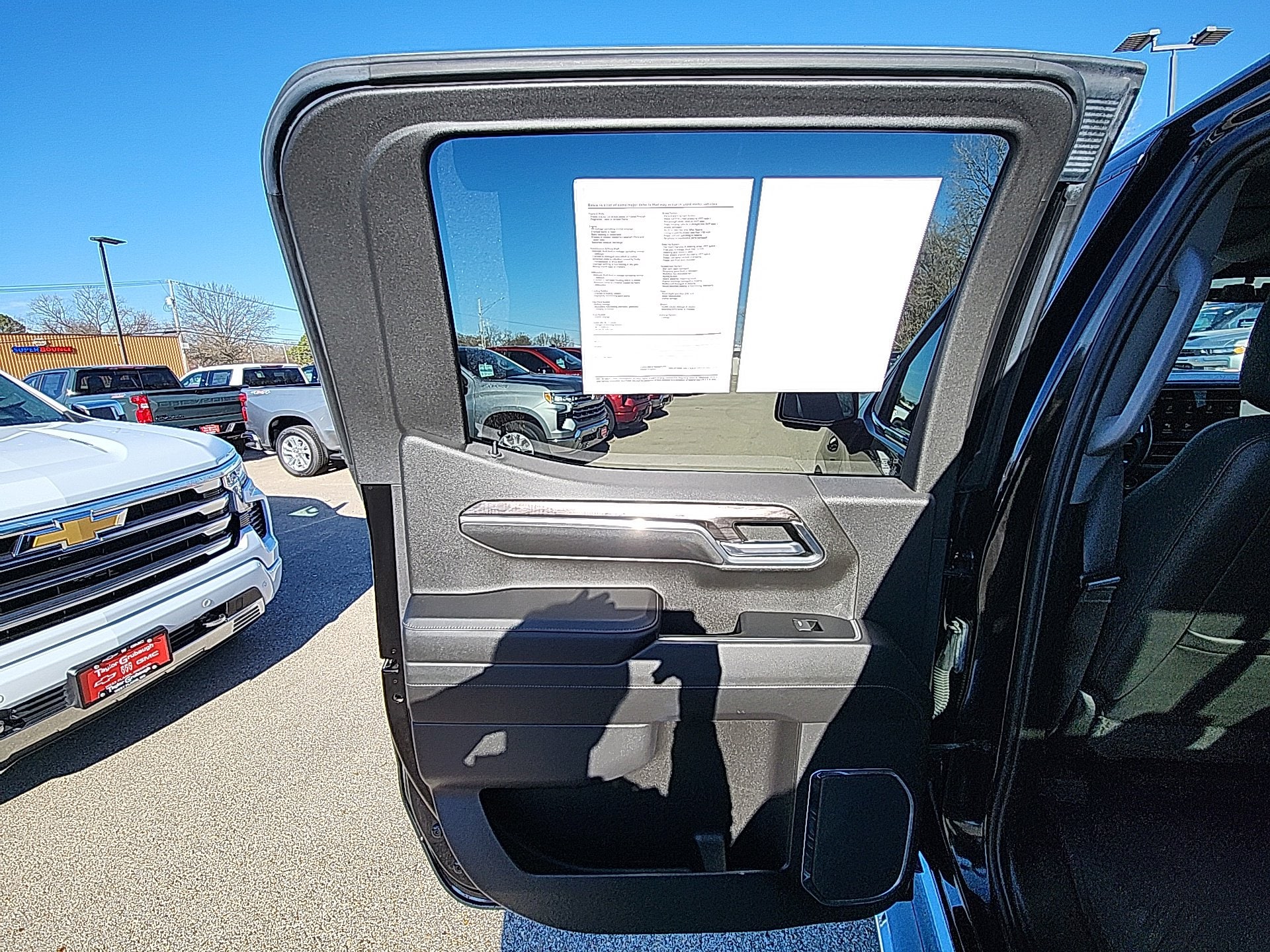 2023 Chevrolet Silverado 1500 LTZ - Photo 28