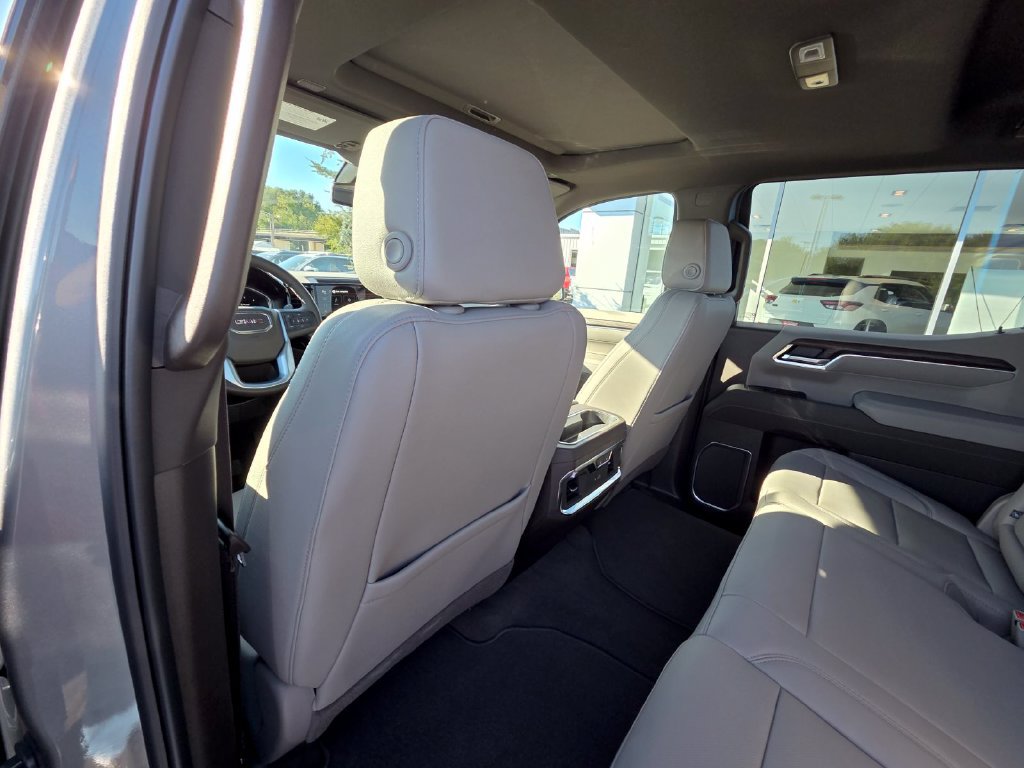2026 GMC Sierra 1500 SLT - Photo 30