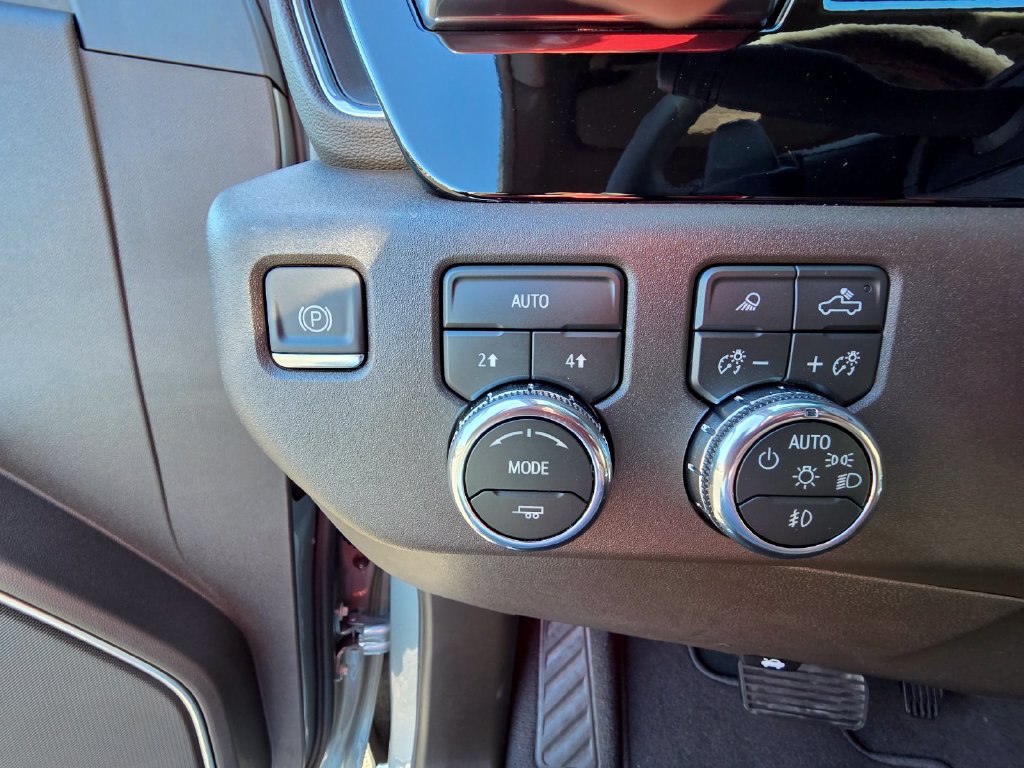 2026 GMC Sierra 1500 SLT - Photo 22