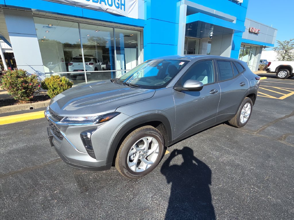 New 2026 Chevrolet Trax LS SUV