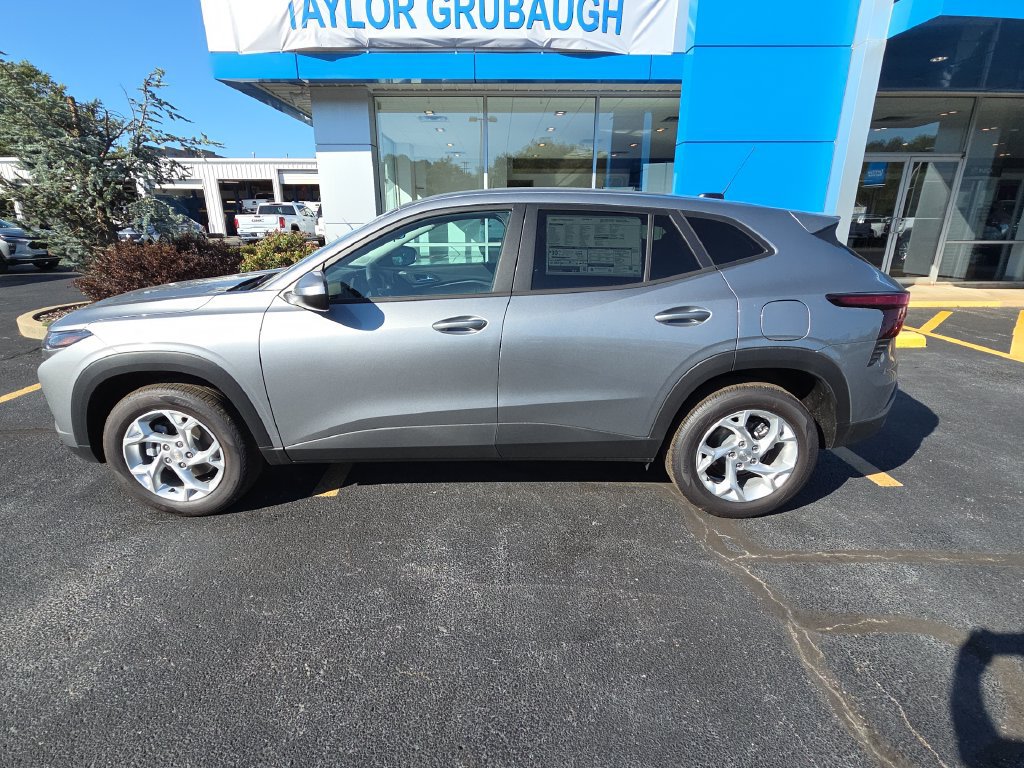New 2026 Chevrolet Trax LS SUV