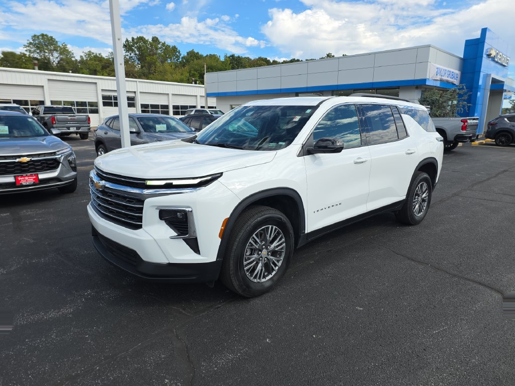 Used 2026 Chevrolet Traverse LT SUV