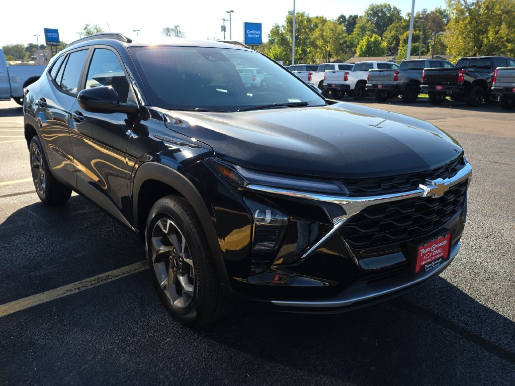 New 2026 Chevrolet Trax LT SUV