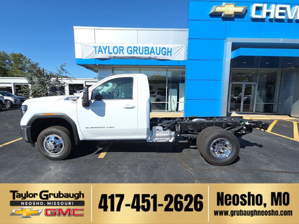 2026 GMC Sierra 3500 Chassis Cab