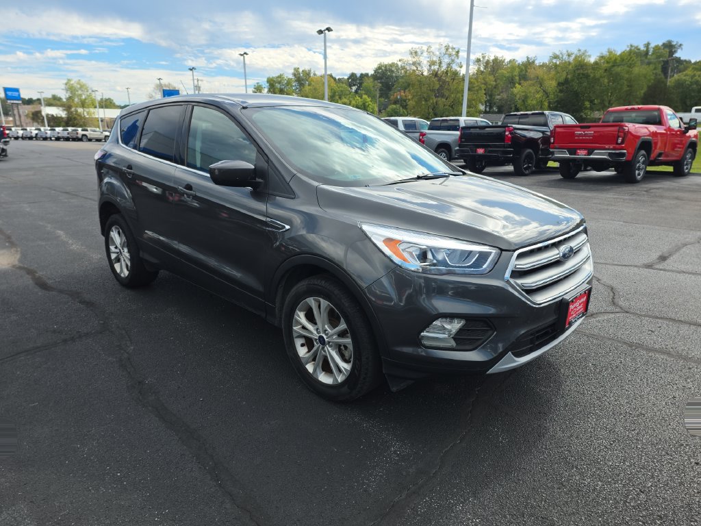 Used 2017 Ford Escape SE SUV