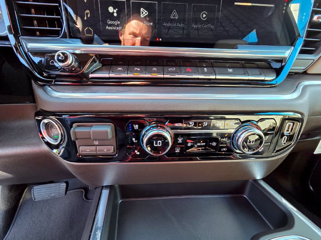 2026 GMC Sierra 1500 SLT - Photo 25