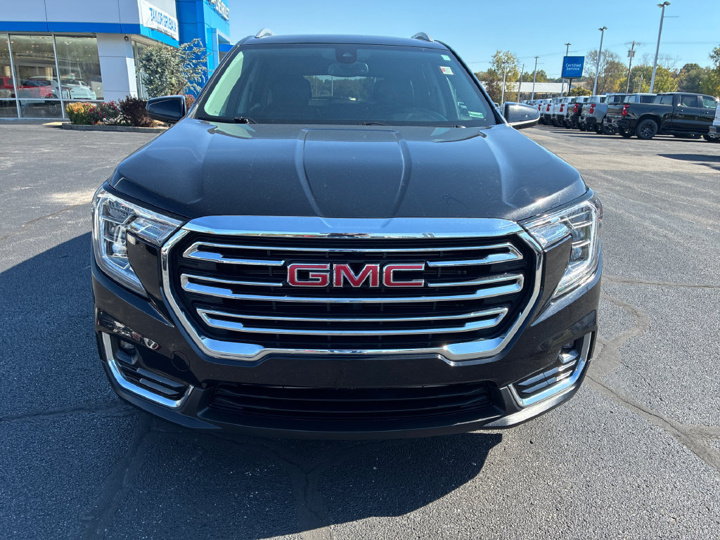 Used 2024 GMC Terrain SLT SUV