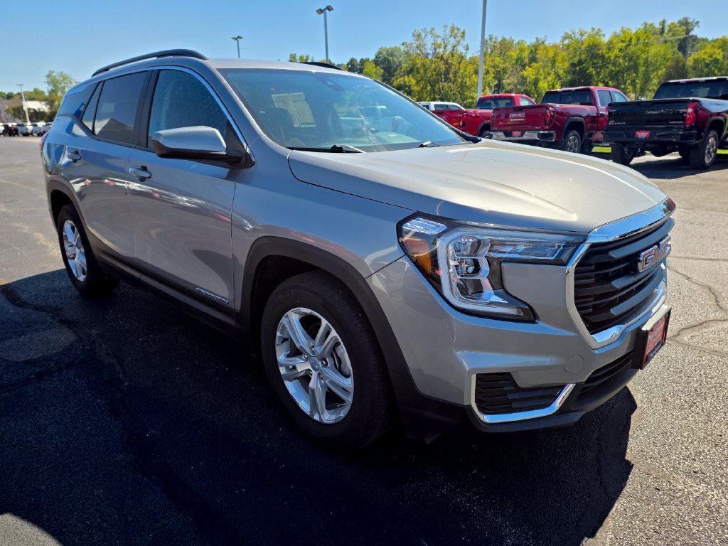 Used 2023 GMC Terrain SLE SUV