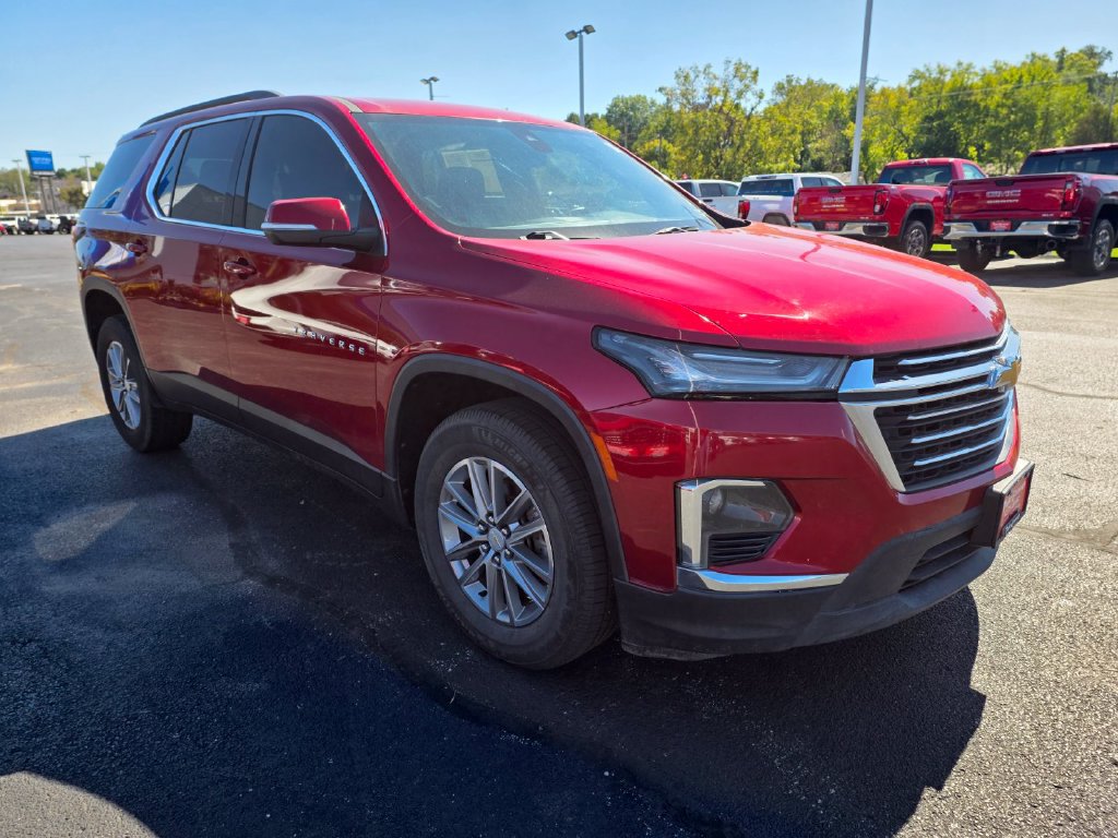 Used 2023 Chevrolet Traverse LT Cloth SUV