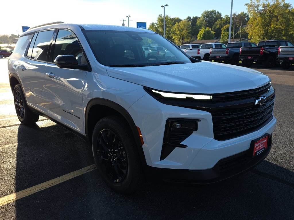 New 2026 Chevrolet Traverse LT SUV