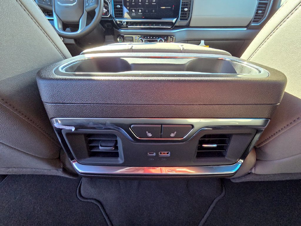 2026 GMC Sierra 1500 SLT - Photo 33