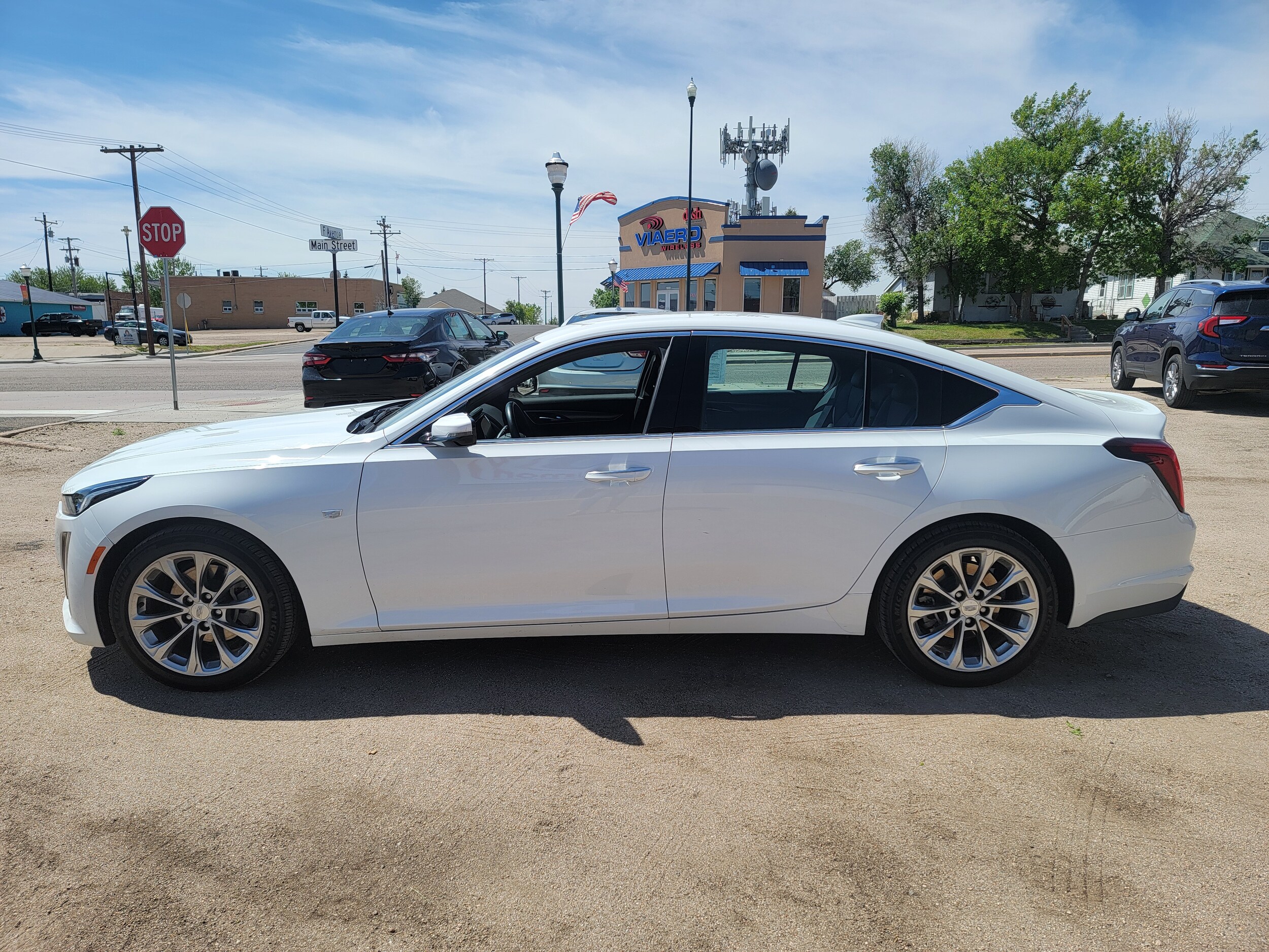 Used 2023 Cadillac CT5 Premium Luxury with VIN 1G6DN5RK0P0119362 for sale in Colby, KS