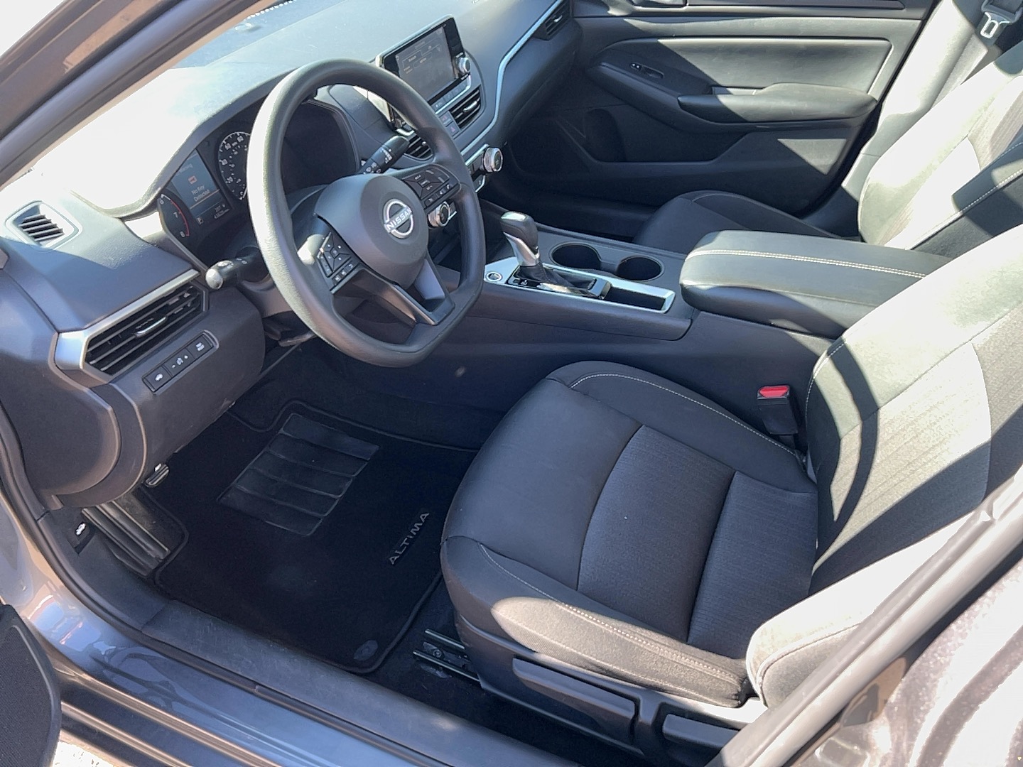2024 Nissan Altima S - Photo 15