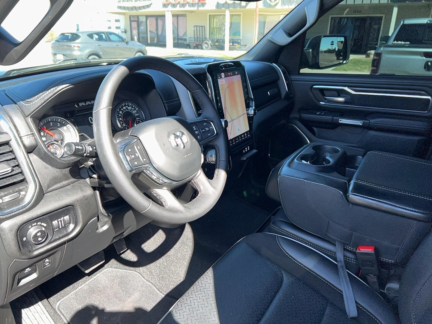 2025 RAM Ram 1500 Pickup Laramie - Photo 15