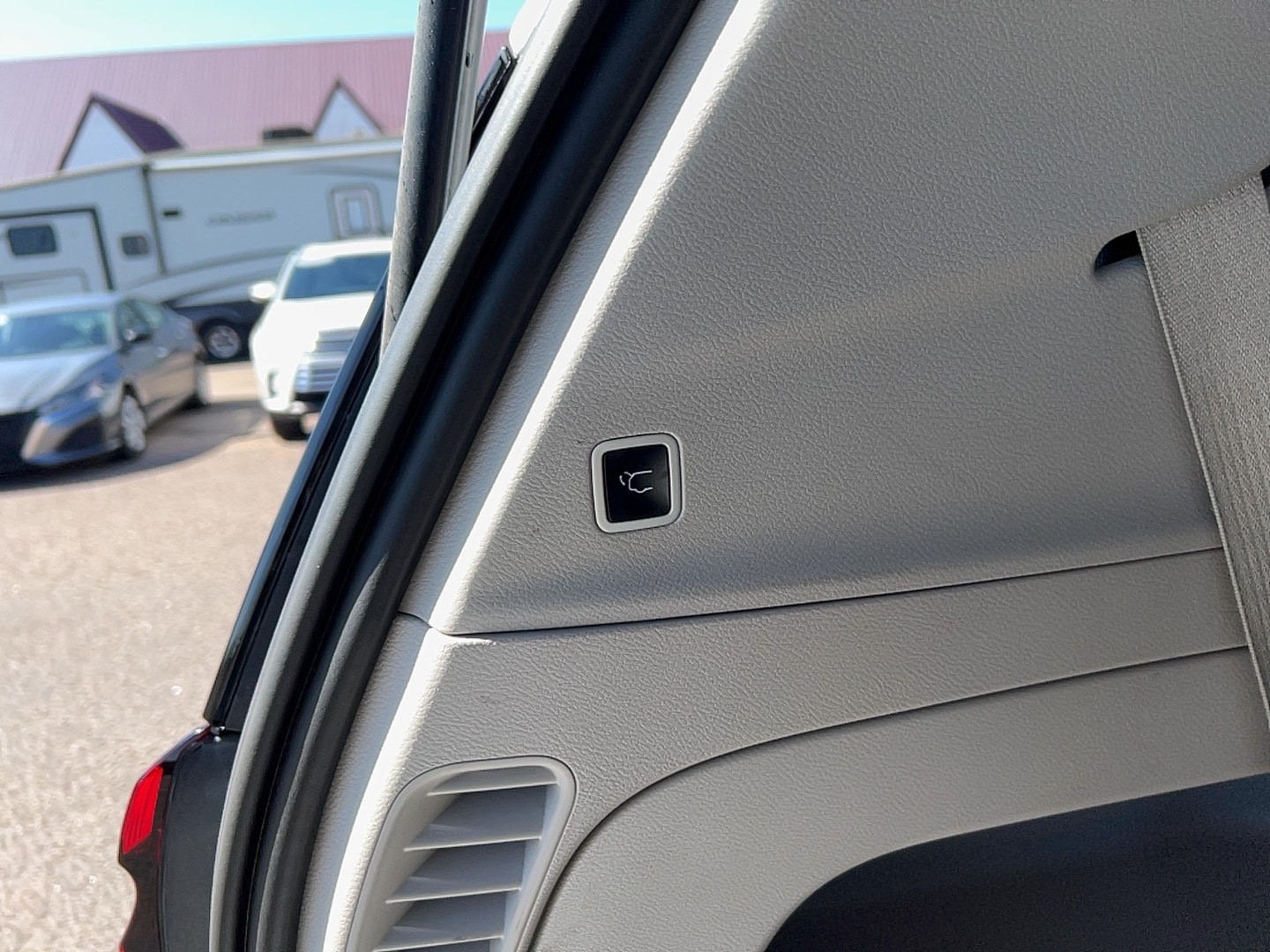 2024 Chrysler Pacifica Touring L - Photo 15