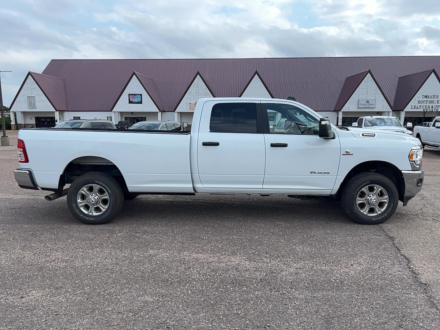 2023 Ram 3500 Big Horn photo 3