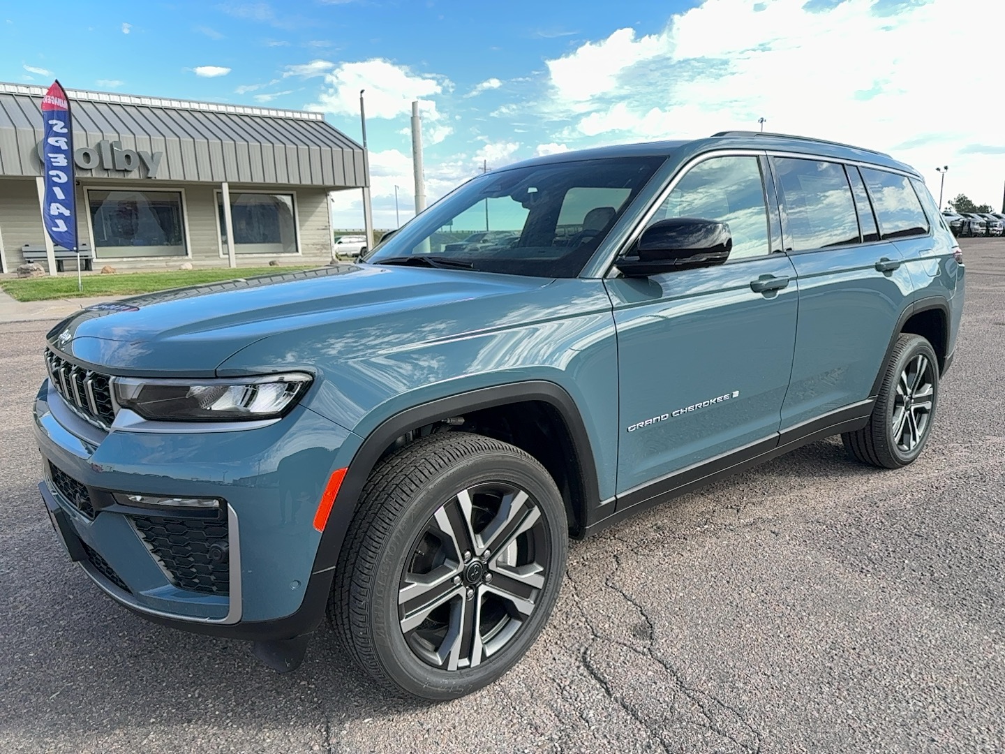 2027 Jeep Grand Cherokee L