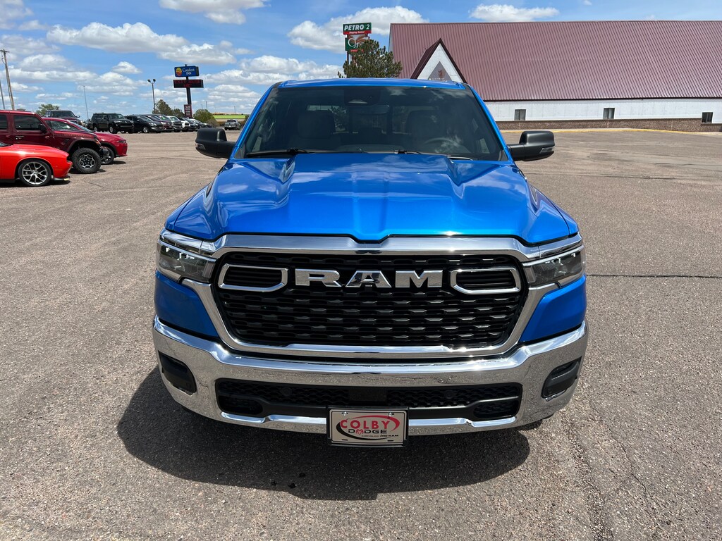 New 2025 Ram 1500 BIG HORN CREW CAB 4X4 5'7 BOX For Sale Colby KS