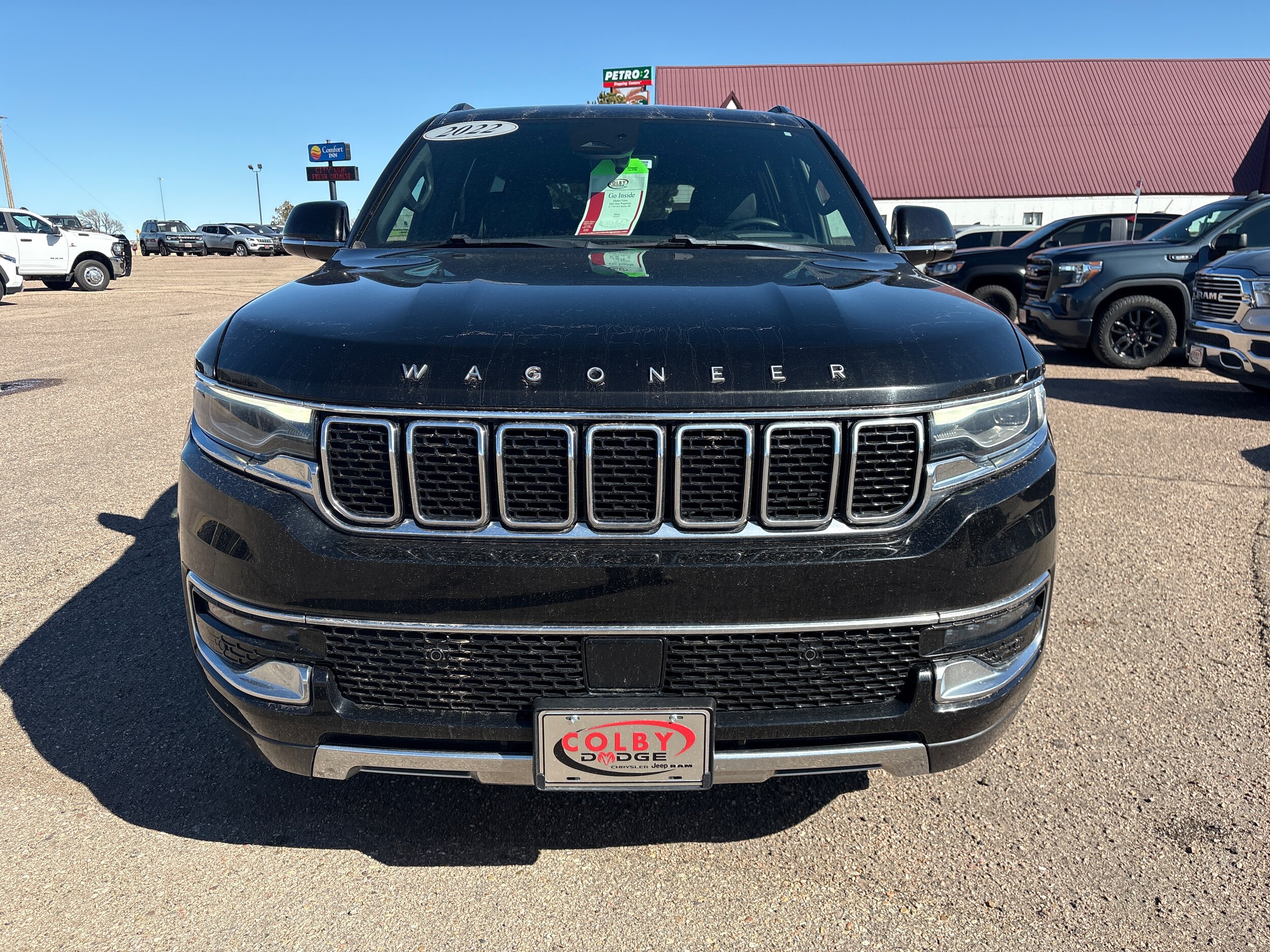 2022 Jeep Wagoneer Series III photo 3