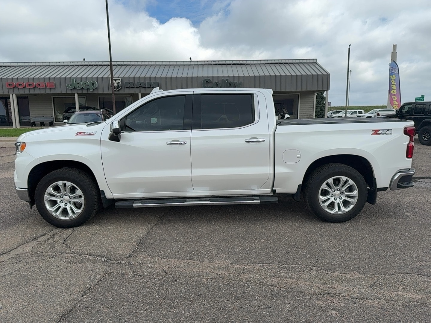 2024 Chevrolet Silverado 1500 LTZ