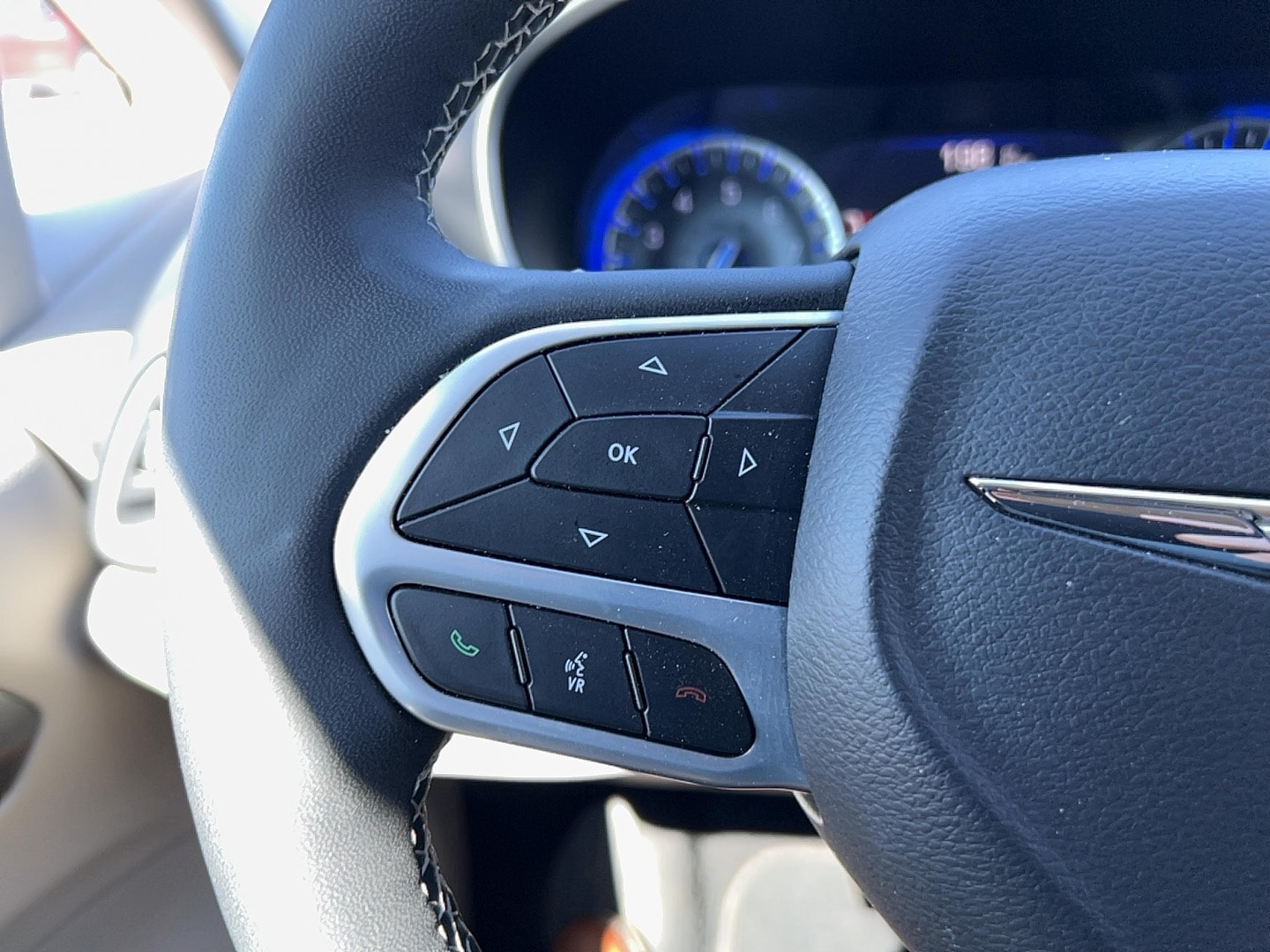 2024 Chrysler Pacifica Touring L - Photo 22