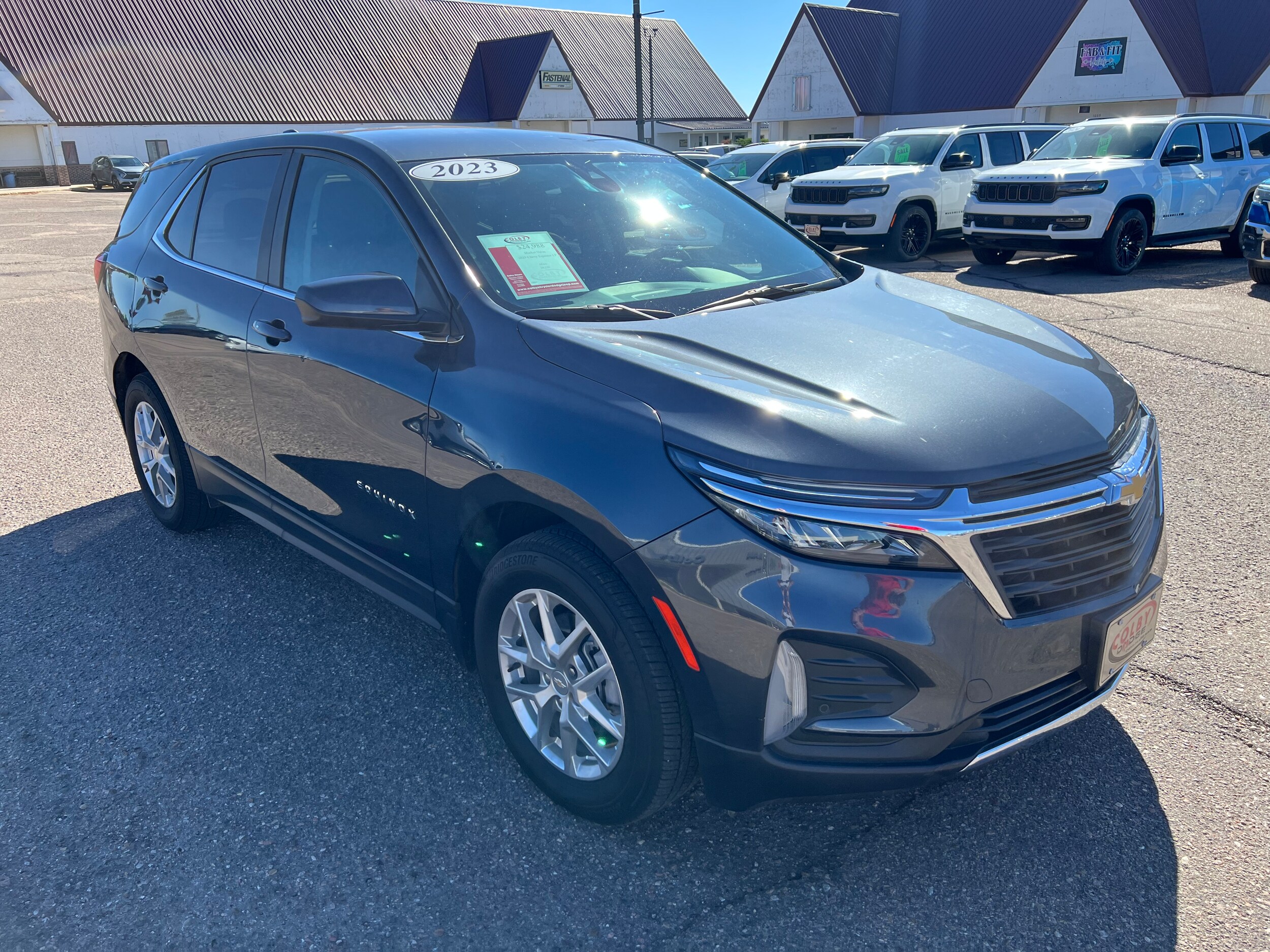 2023 Chevrolet Equinox LT photo 4