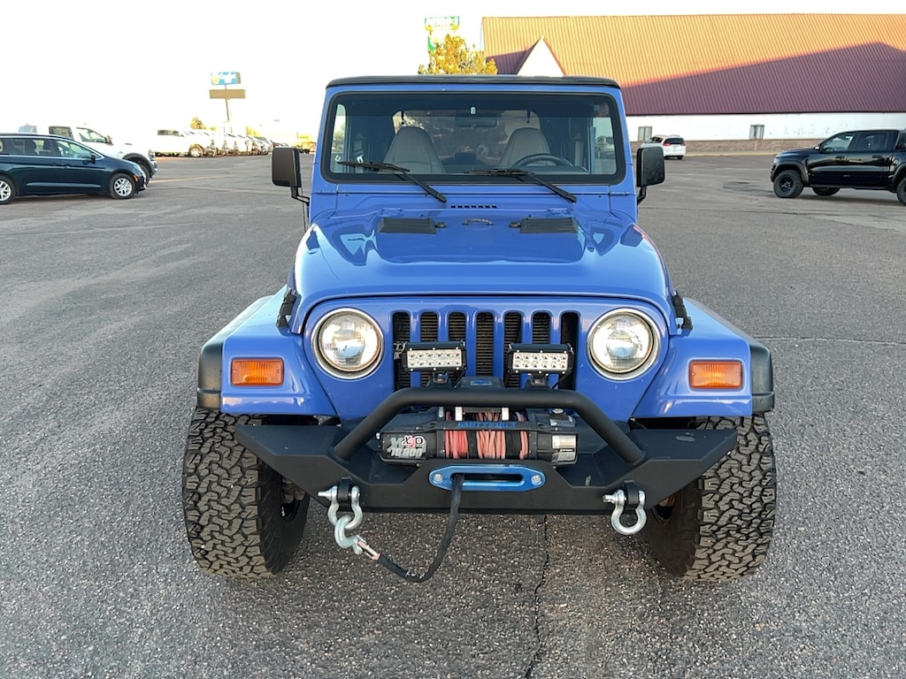 Used 1998 Jeep Wrangler Sport SUV