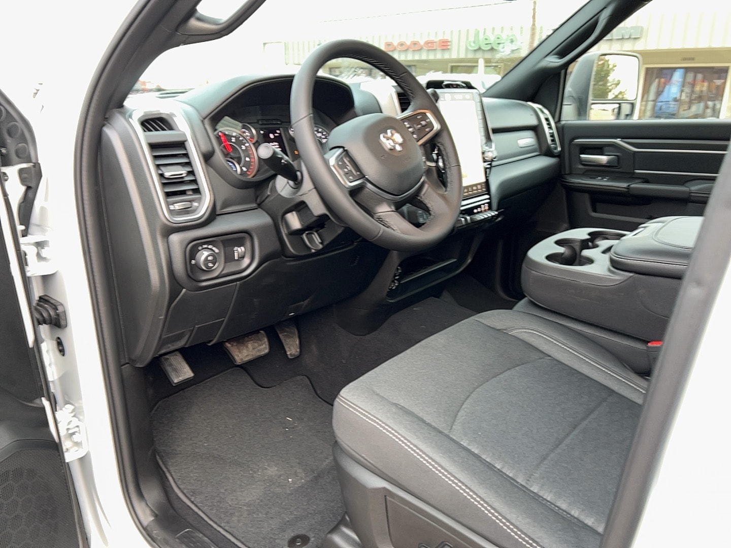 2026 RAM 2500 Big Horn - Photo 12