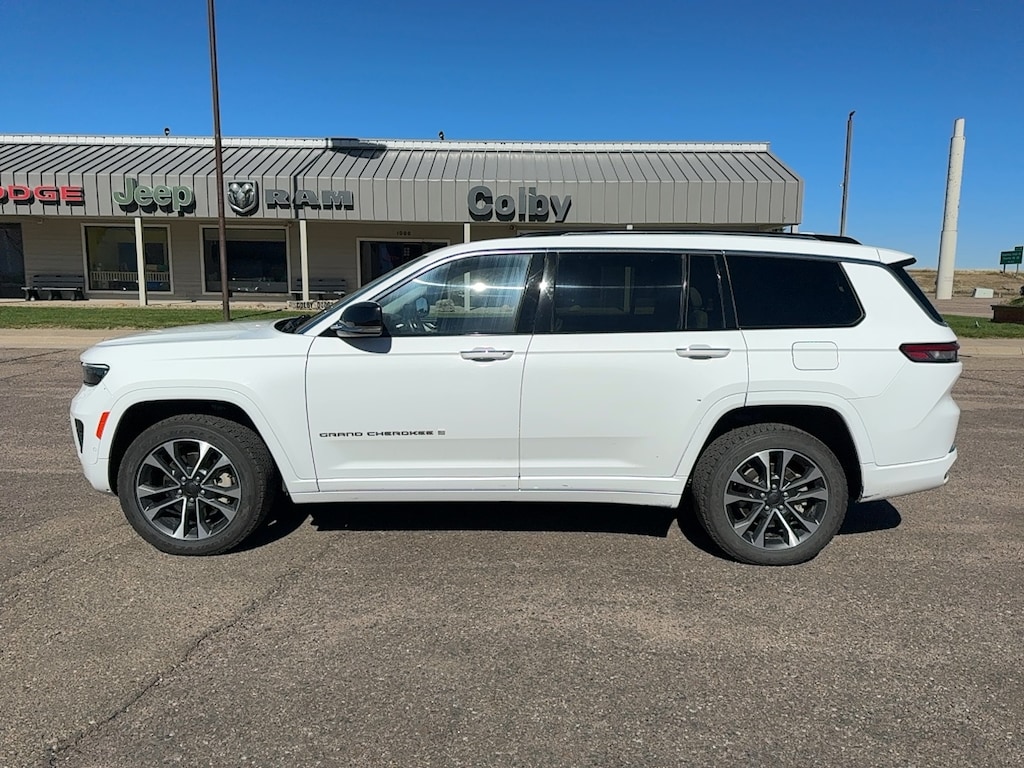 Used 2022 Jeep New Grand Cherokee Overland SUV