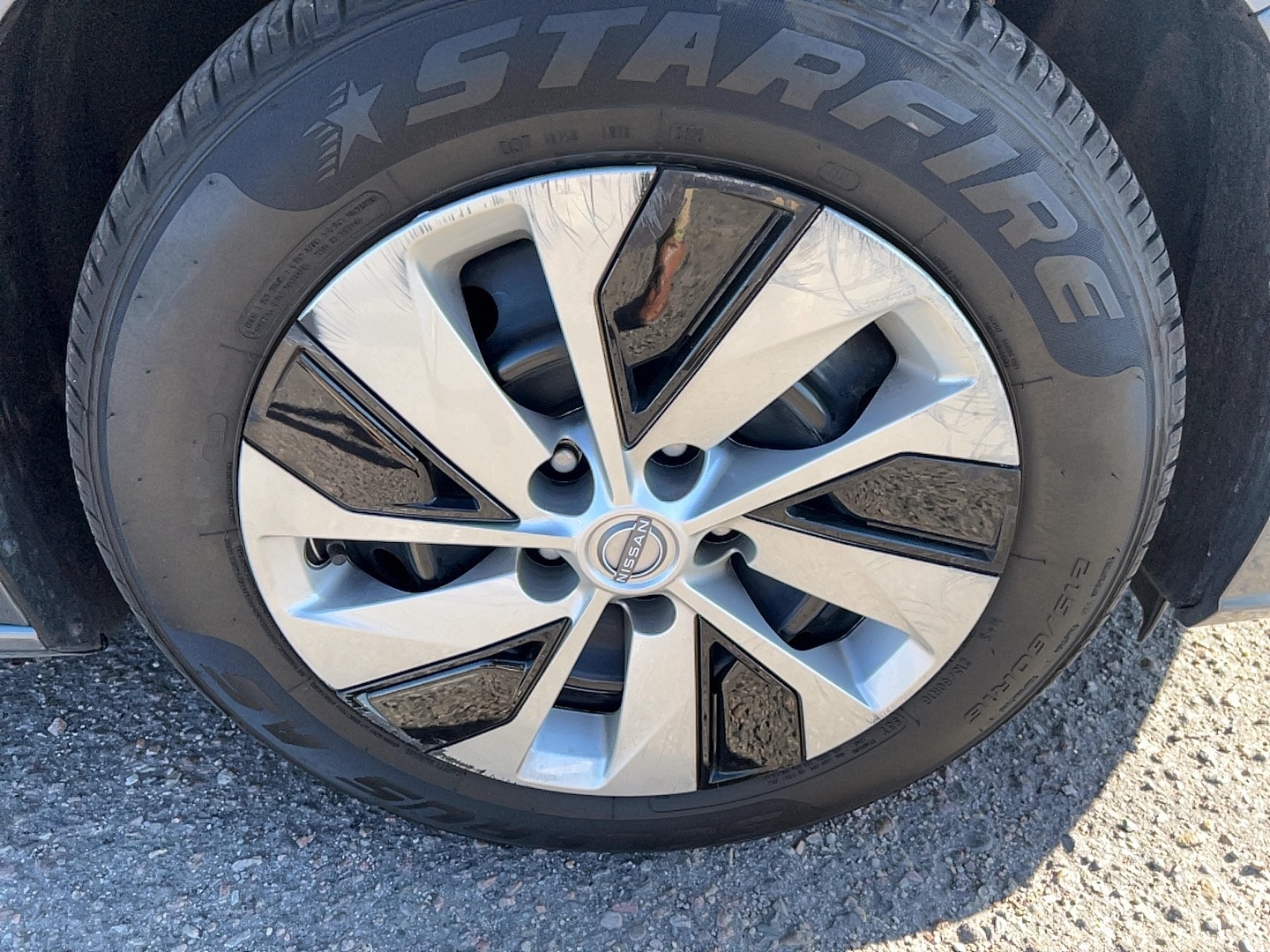 2024 Nissan Altima S - Photo 12